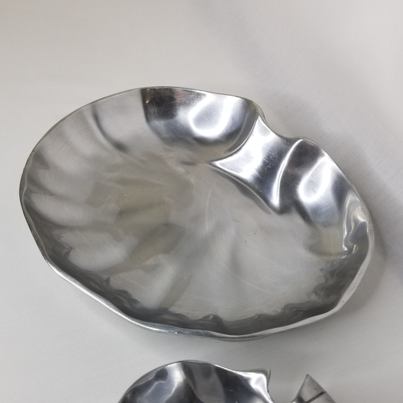 Wilton Armetale Pewter 2Pc Clam Shell Chip Dip Veggie Serving Tray Party Set - Picture 6 of 11
